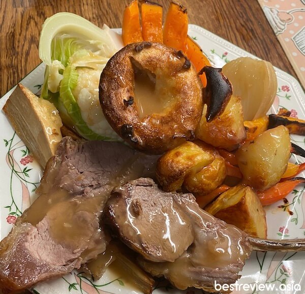Roast Dinner with Yorkshire Pudding