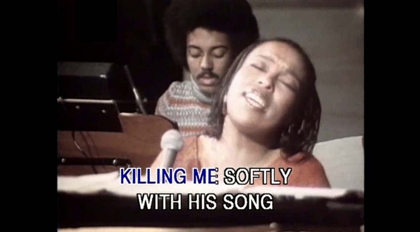 Killed me softly with his song. Roberta Flack - Killing me Softly with his Song. Roberta Flack 1973 Cover Killing me Softly. Olivia ong - Killing me Softly with his Song. Flafelly_Softly слив.