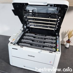 Color Laser Printer โทนเนอร์ทั้ง 4 สี 