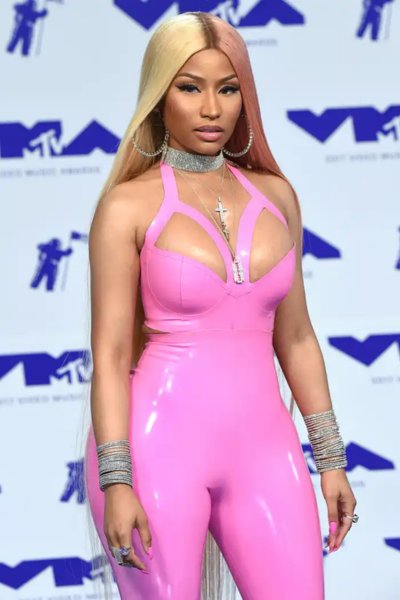 Nicki Minaj (นิกกี มินาจ)
